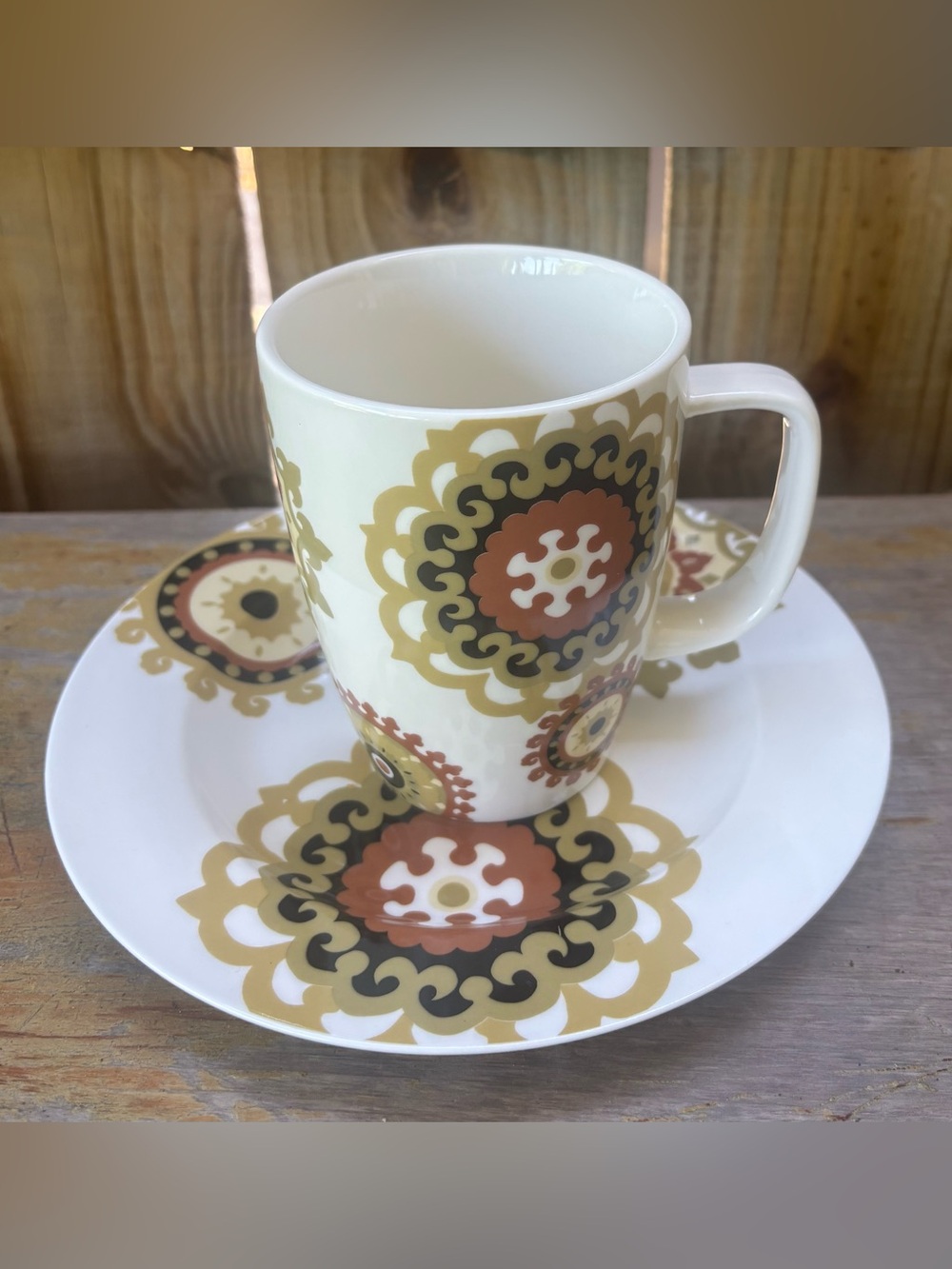 2 Piece Split P Barcelona Floral Medallion Porcelain Salad Plate & Tea Mug